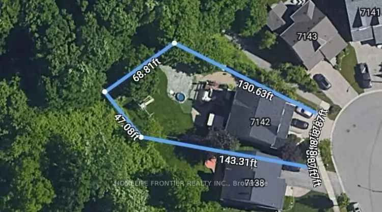 Mississauga Levi Creek Oasis: 4+1 Bedroom Home on Huge Ravine Lot