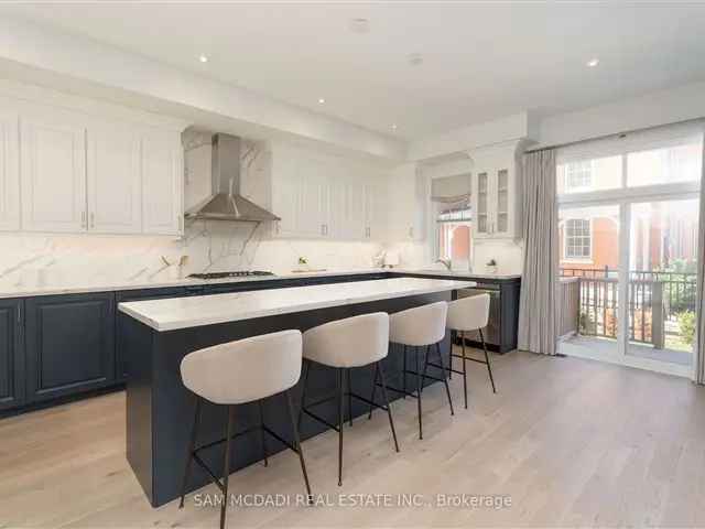 House For Sale in Mississauga, Ontario