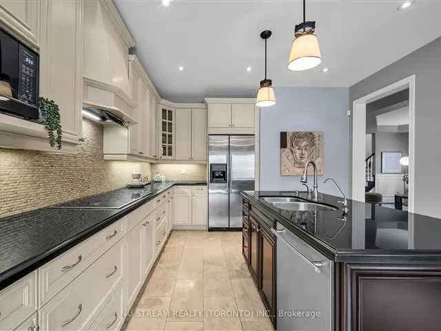 Luxury 4-Bedroom Home in Vellore Village Vaughan