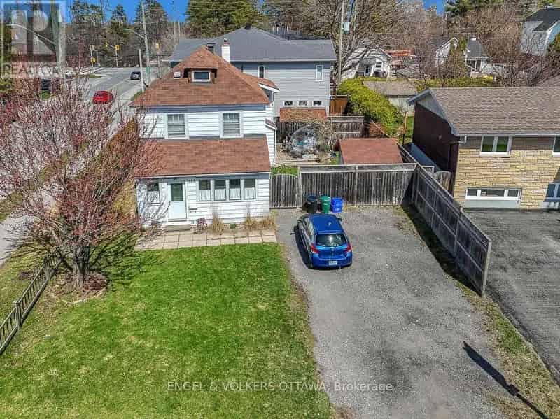 Legal Duplex in Carlington - Ideal for Investors or Families
