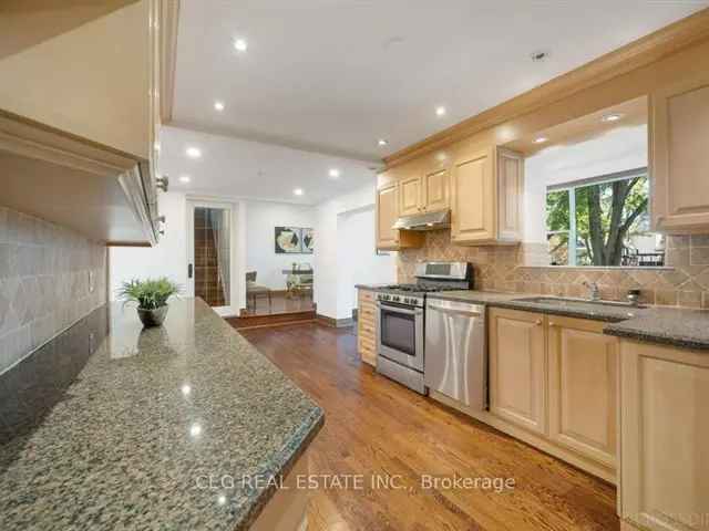 Family Home in Uplands with Large Backyard and Sunroom