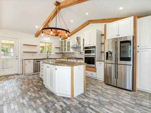 House For Sale in Hastings Highlands, Ontario