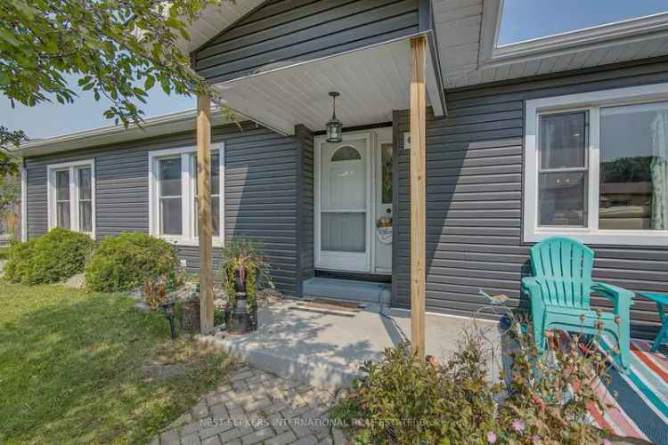 Updated 2 Bed 2 Bath Bungalow in Sandy Cove Acres Retirement Community