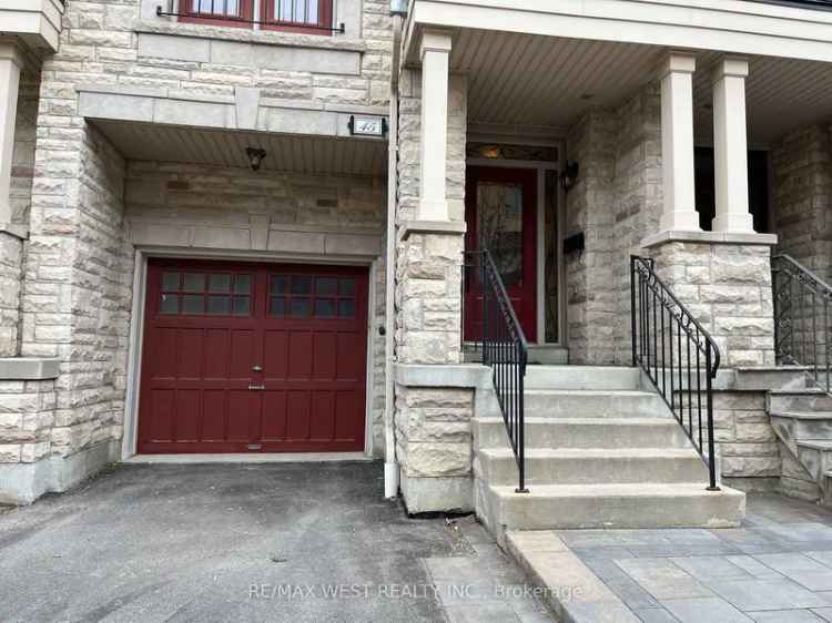 House For Sale in Mississauga, Ontario