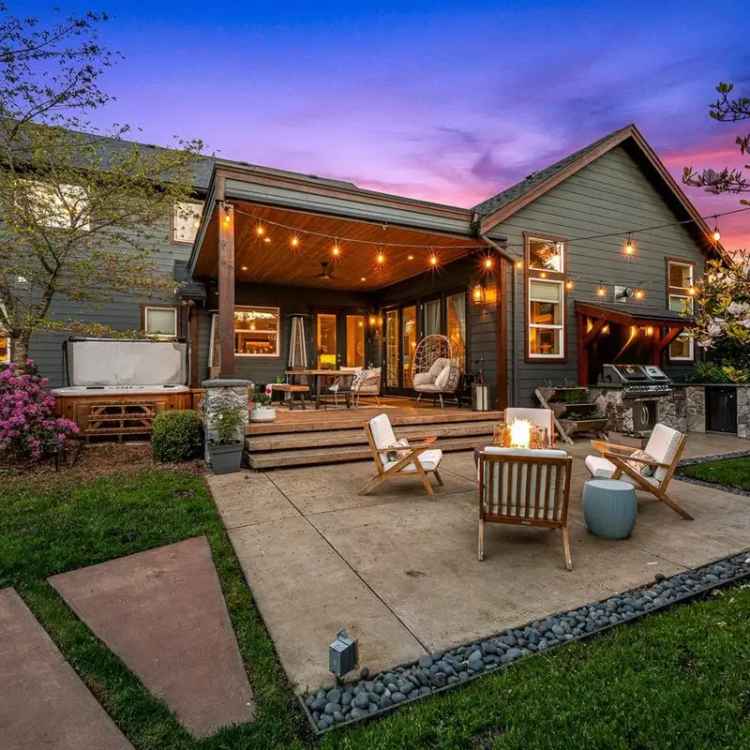 Luxury West Coast Estate 6BD 5BA Pool Hot Tub