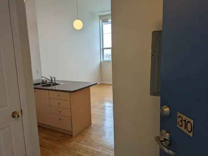 550 Sq Ft Adult Apartment Available April 1st