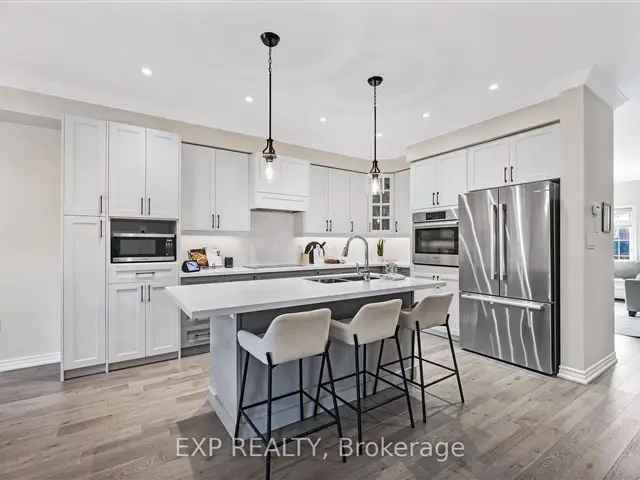 Luxury Uxbridge Townhome 3000 Sq Ft 3 Beds 3 Baths