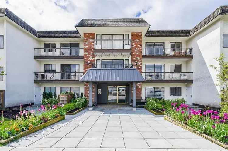 210 2040 CORNWALL Avenue in Vancouver: Kitsilano Condo for sale (Vancouver West)  : MLS®# R2956716