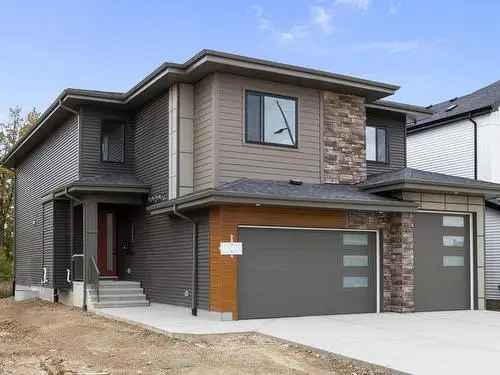 Luxury 4-Bedroom Home in Uplands Edmonton