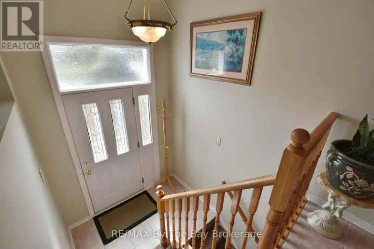 Updated 3-Bedroom Home Near Georgian Bay