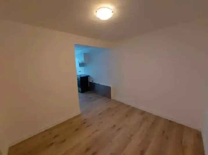 Studio for Rent Near Cremazie Metro - Available Now