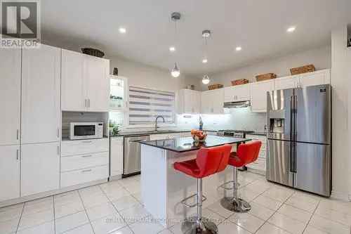 House For Sale In Barrie, Ontario