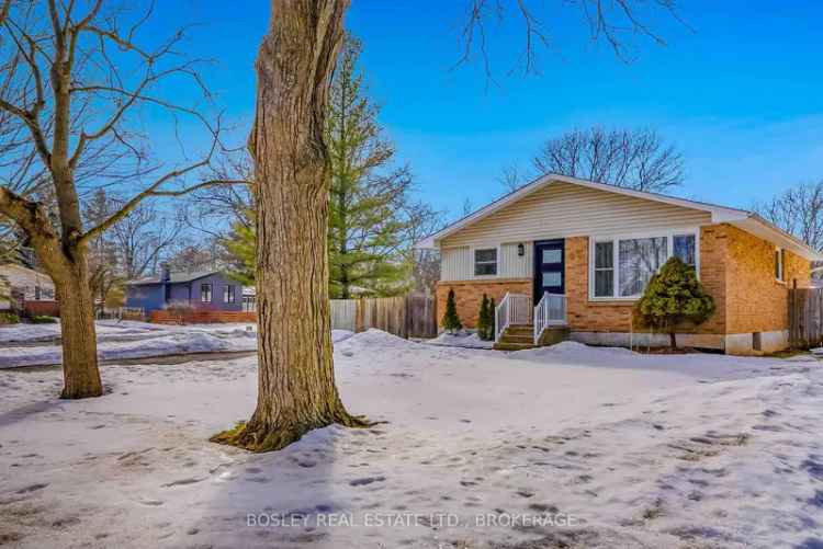 Renovated bungalow for sale in Pelham with modern elegance and spacious yard