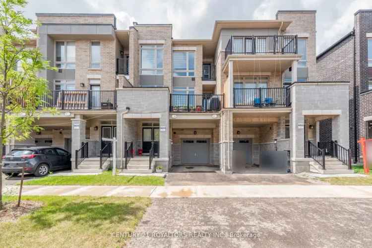 Townhouse For Sale in Brampton, Ontario