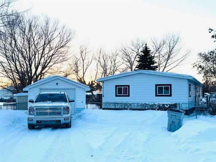 Updated Double-Wide Mobile Home Peaceful Retreat