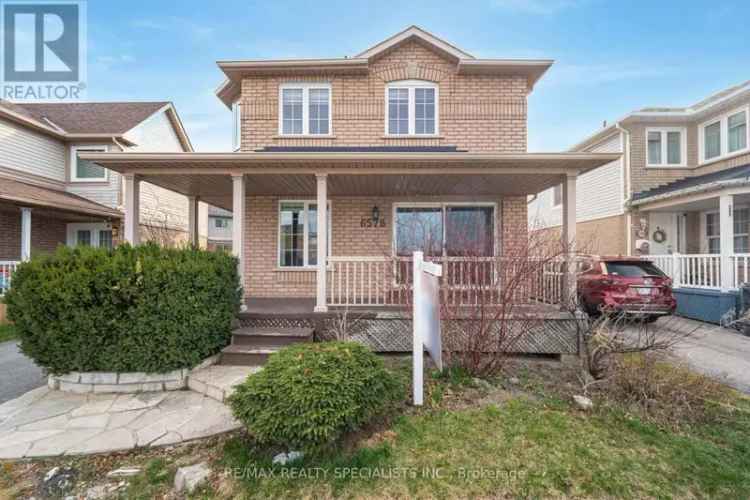 3-Bed 3-Bath Detached Home in Mississauga Lisgar