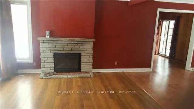 House For Sale in Richmond Hill, Ontario