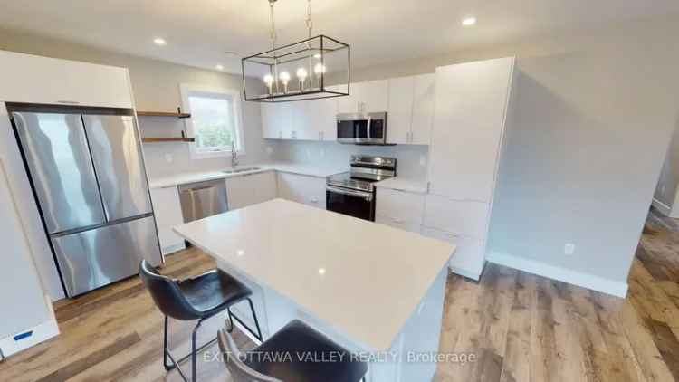 Energy-Efficient Up Down Duplex in Chalk River - Investment Opportunity