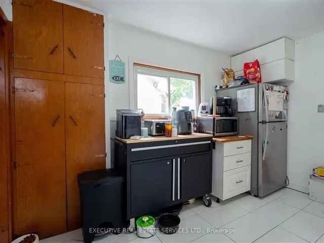 House For Sale in Niagara Falls, Ontario