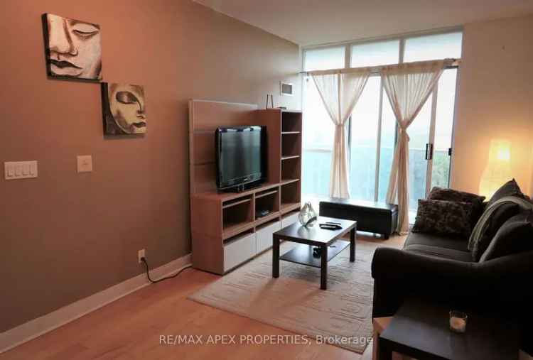 House For Rent in 90, Absolute Avenue, Mississauga, Ontario