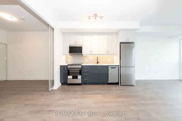 Brand New 2-Bed 2-Bath Condo in Westmount with Resort-Style Amenities