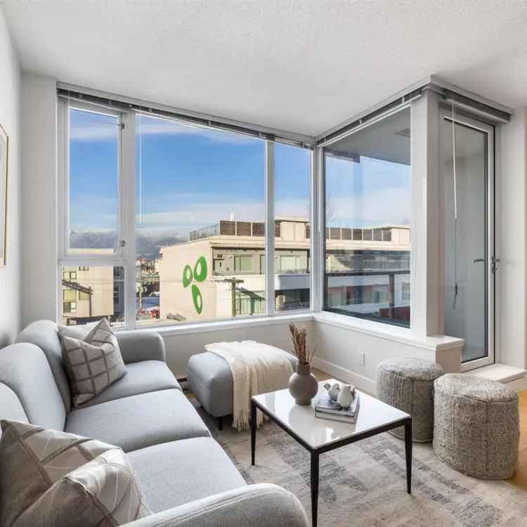 For Sale Modern Apartment in Mount Pleasant with City Views