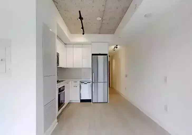 Buy Studio Condo in Toronto with Modern Features