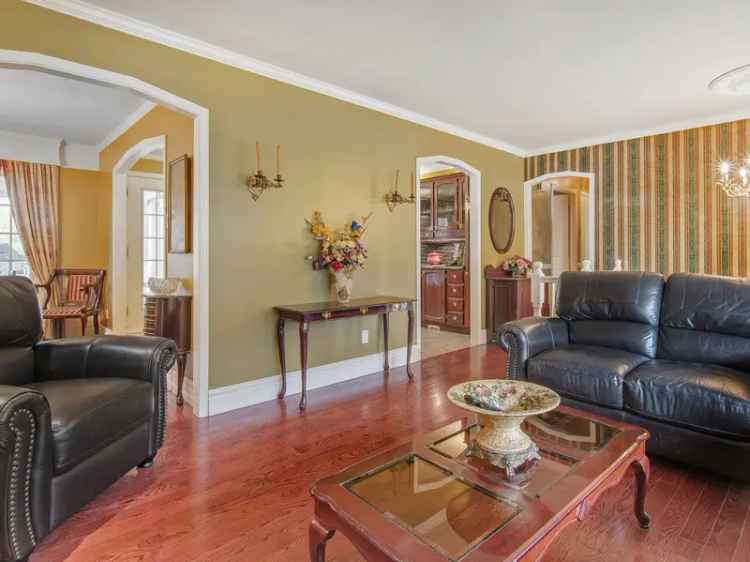 Bungalow for Sale in Repentigny