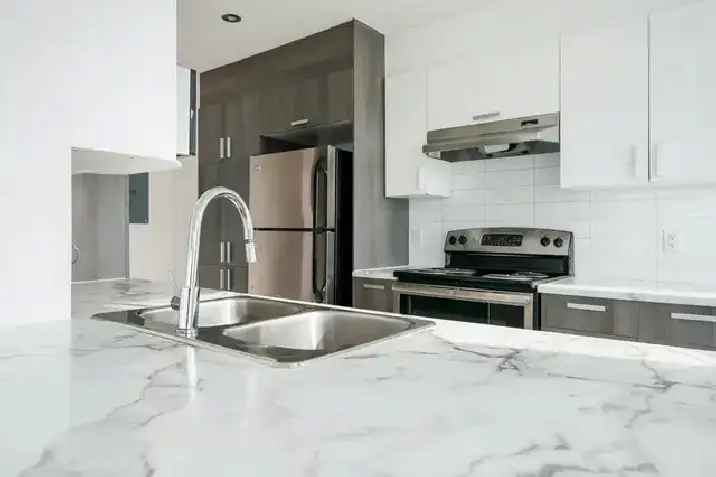 Rent Spacious 3 Bedroom Penthouse in Montreal With Beautiful Views