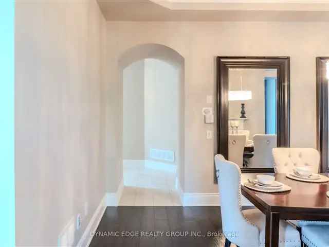 House For Sale in 3121, Trailside Drive, Oakville, Ontario