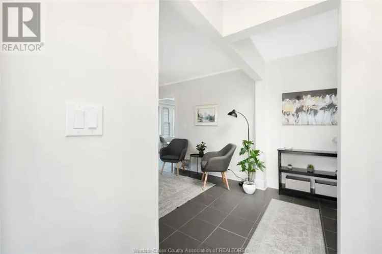 Walkerville 1.5 Story Home Updated Interior Lovely Backyard