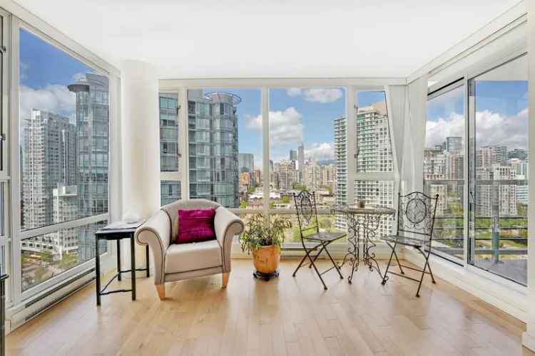 2208 1033 MARINASIDE Crescent in Vancouver: Yaletown Condo for sale (Vancouver West)  : MLS®# R2921645