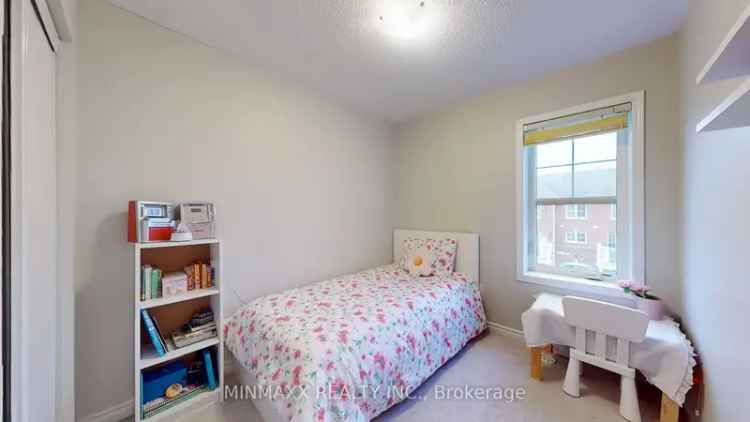 3 Bed 3 Bath Freehold Townhouse in Hawthorne Village