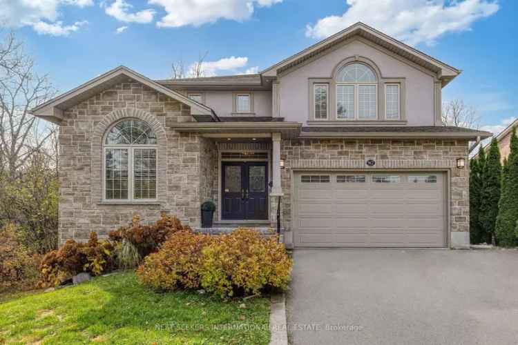 House For Sale in Kitchener, Ontario