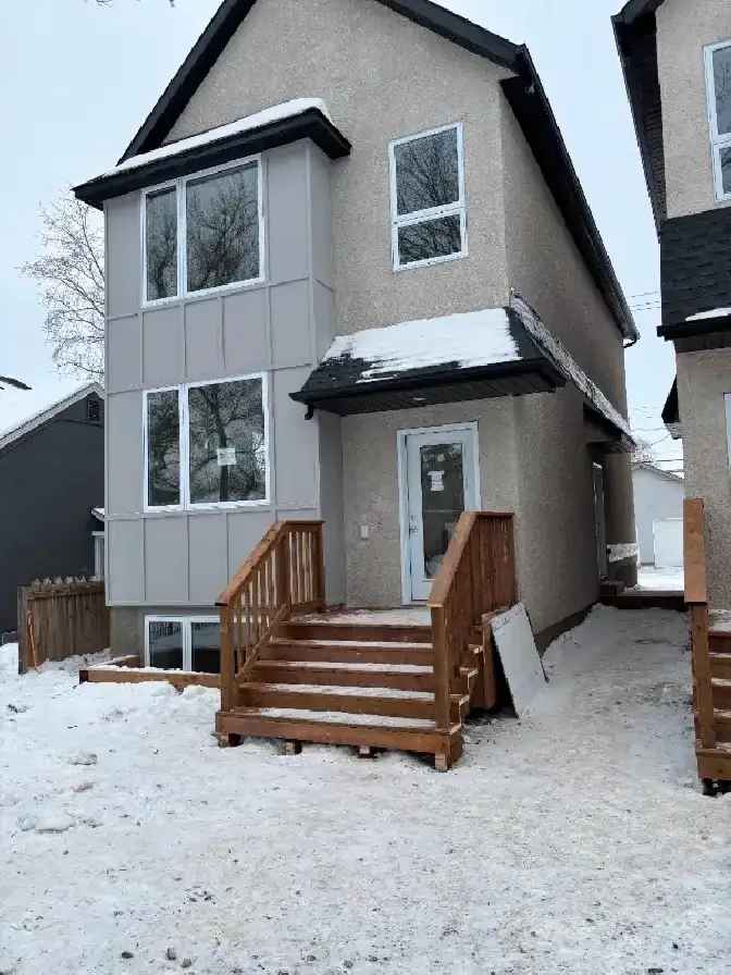 Rent Stylish 2 Bedroom Duplex Suite in River Heights with Modern Finishes