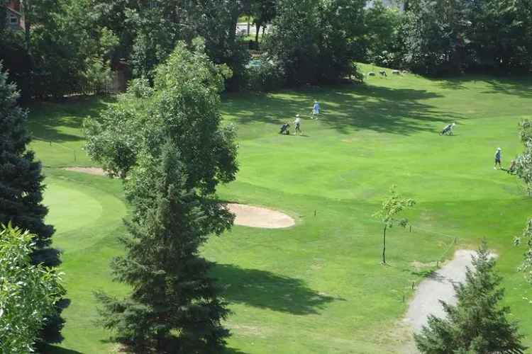 Rent Prestigious Apartment in Saint-Lambert with Golf Course View