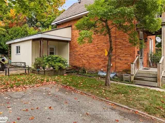 4 Bedroom 2 Bath Home in Orillia Near Waterfront