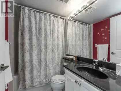 2 Bedroom Corner Unit North York 775 Sq Ft