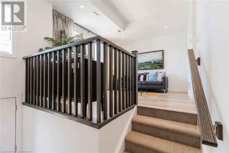3-Bedroom Townhome in Waterdown with Private Terrace and High-End Finishes