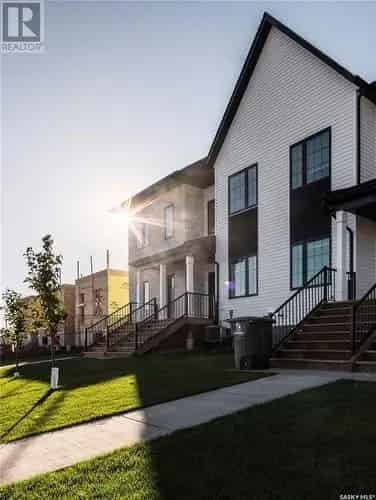 New 3-Bedroom Townhouse in Aspen Ridge Saskatoon