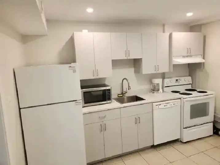 Beautiful 2 bedroom apartment for rent across from Dalhousie