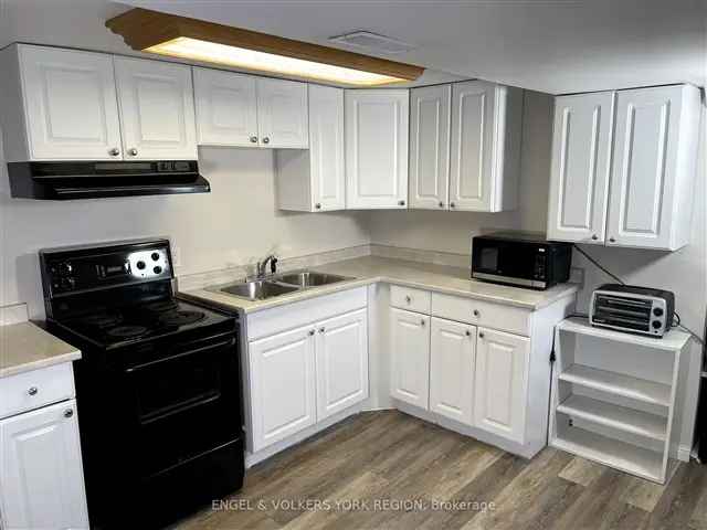 Furnished 2-Bedroom Basement Apartment Near Transit and Schools