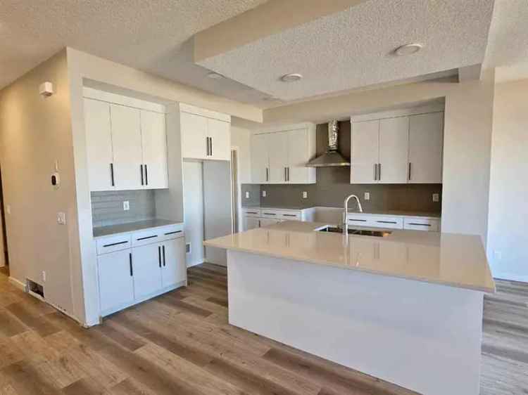 House For Rent in Airdrie, Alberta