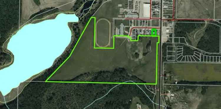 32.48 Acres Development Land Plamondon