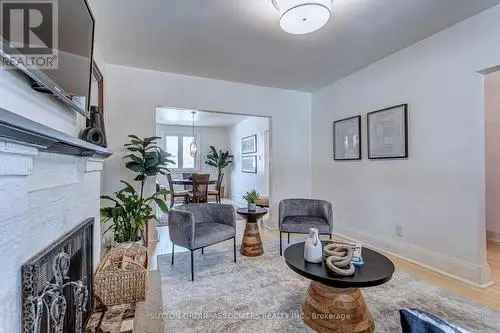 House for Sale in Silverthorn Toronto with Modern Features and Amenities