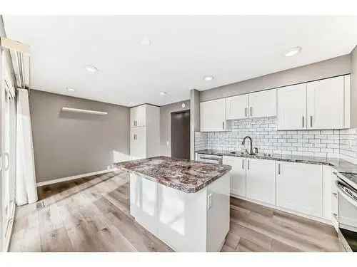 Townhouse For Sale In Varsity, Calgary, Alberta