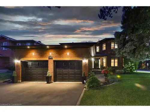 House For Sale In Bronte, Oakville, Ontario