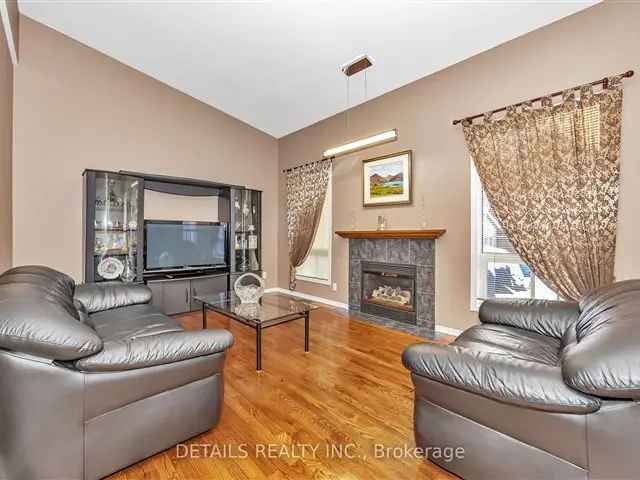 Absolutely Gorgeous Home In Barrhaven 3 1 Bedrooms 2 5 1 Baths