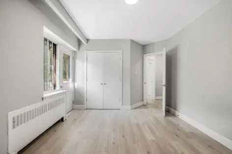 1 room apartment of 58 m² in Montreal