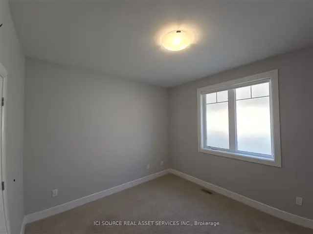 House For Sale in Sarnia, Ontario